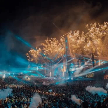 Tomorrowland Unveils Full Streaming Schedule for First Weekend