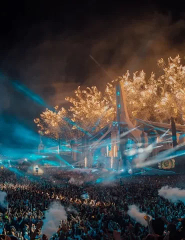 Tomorrowland Unveils Full Streaming Schedule for First Weekend