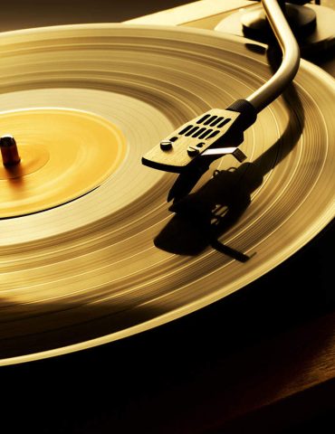 US Vinyl Sales Soar, Increasing by 21.7% in the First Half of 2023