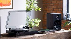 Fluance Unveils Affordable High-Fidelity Turntable for Superior Sound Quality