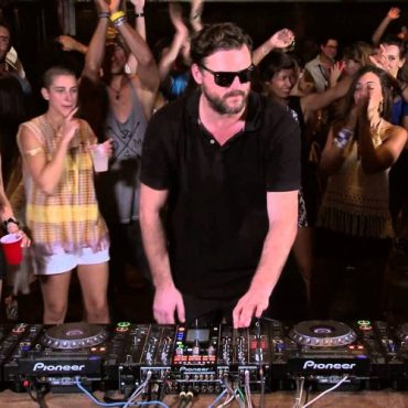 Solomun Drops Remix of Weval's 'Forever