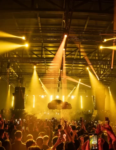 hive_dubai_soho_garden_tickets_vip_table_reservations_7