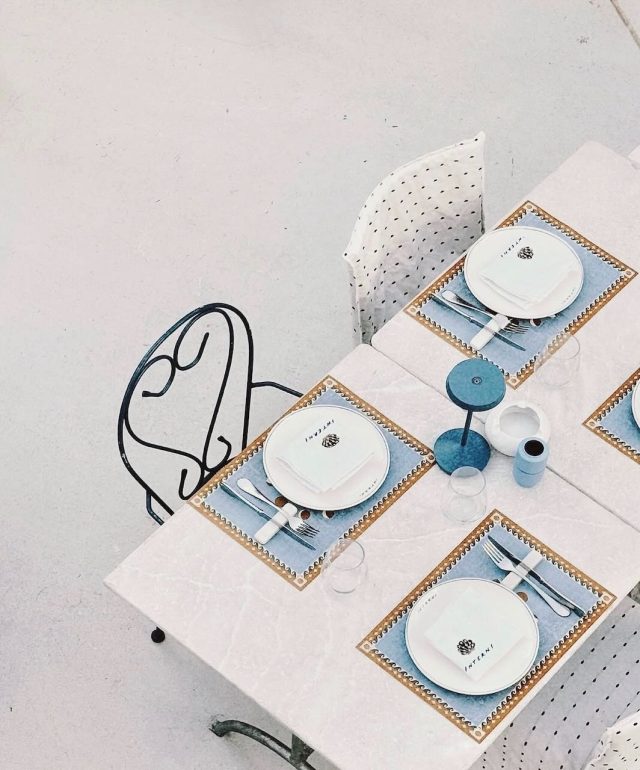 interni_mykonos_2026_vip_table_reservations_party_transfers_restaurant_9