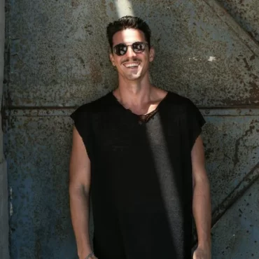 Clint_Lee_scorpios_mykonos_2026_vip_reservations_sea_water_transfers_05-25